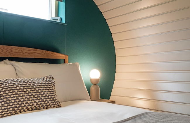 Sustainable 2BD Pod on Old Chalford Farm - Photo 13