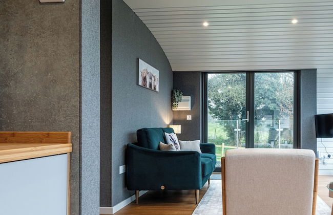 Sustainable 2BD Pod on Old Chalford Farm - Photo 39