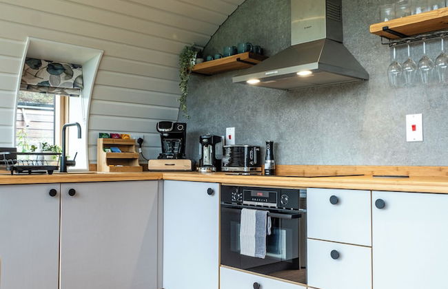 Sustainable 2BD Pod on Old Chalford Farm - Photo 24