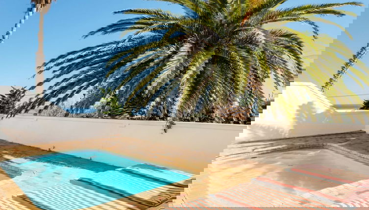 Foto 1 - 2-br Camps Bay Apartment With Pool Atlantic Tide