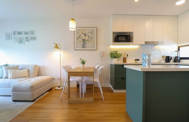 w Stunning 1BR w Great Deco in San Isidro - Photo 7