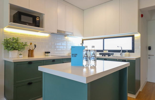 w Stunning 1BR w Great Deco in San Isidro - Photo 4