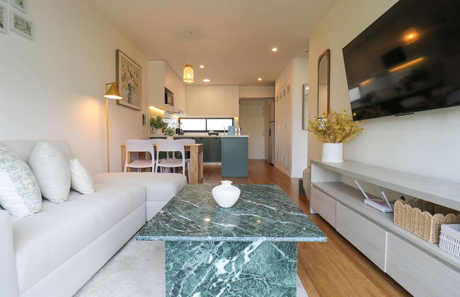 w Stunning 1BR w Great Deco in San Isidro - Photo 11