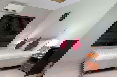 Photo 3 - The Jericho Apartments