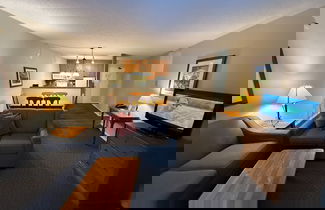 Foto 1 - Tantalus #405 - 2BD