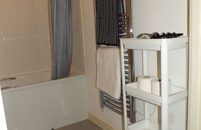 Charming 1-bed Apartment in Barking - Foto 14