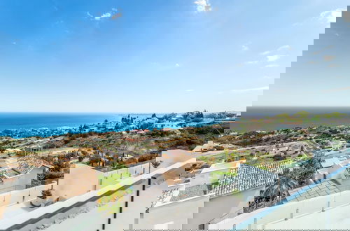Foto 28 - Benalmadena Luxury 4 Bed Apartment Jacuzzi