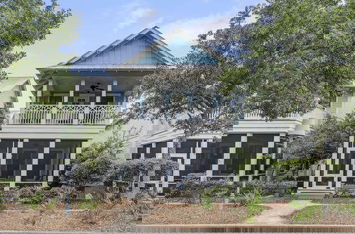 Foto 1 - 'seas The Day' In Watercolor Beach 5 Bdrm/slps 10 Steps To Dragonfly Pool! 5 Bedroom Home by RedAwning
