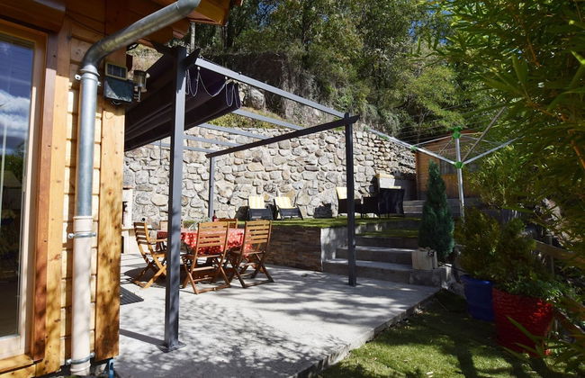 Riverside Chalet Retreat - Photo 20