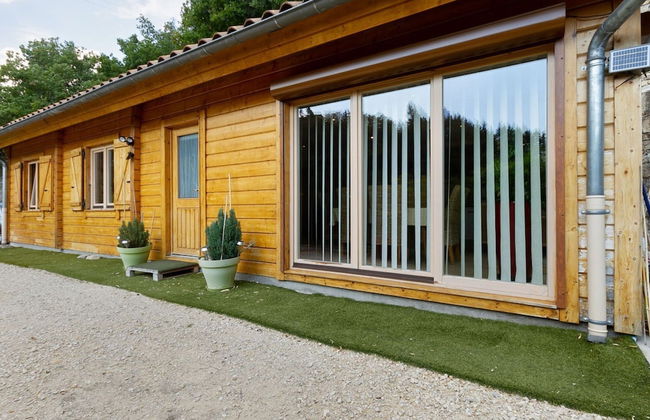 Riverside Chalet Retreat - Photo 33