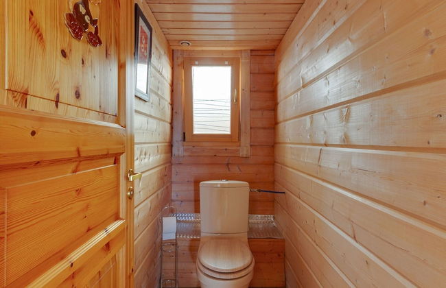 Riverside Chalet Retreat - Photo 26