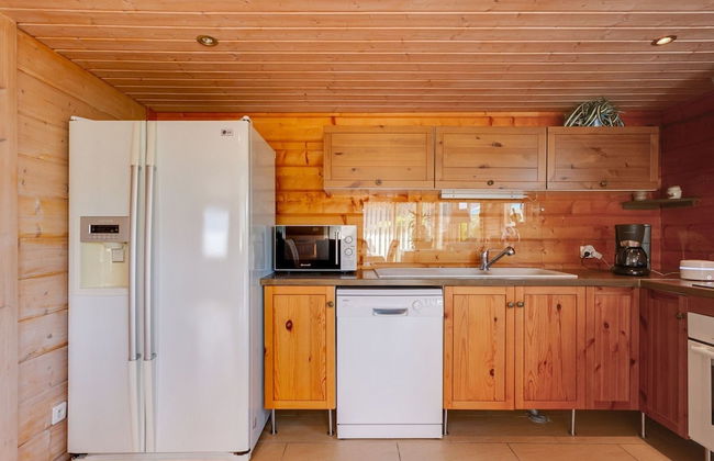 Riverside Chalet Retreat - Photo 13