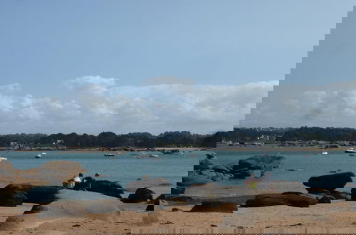 Foto 11 - Holiday Flat With sea and Garden View, Just 400m From the Beach in Port-blanc