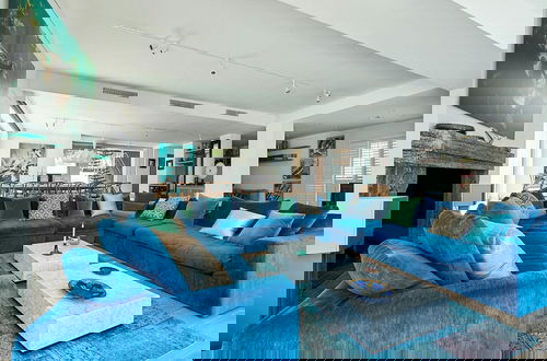 Photo 14 - Super Villa With Swimming Pool