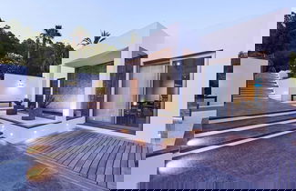 Photo 3 - Super Villa With Swimming Pool