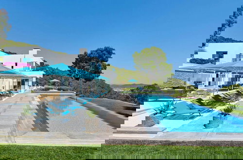 Photo 26 - Super Villa With Swimming Pool