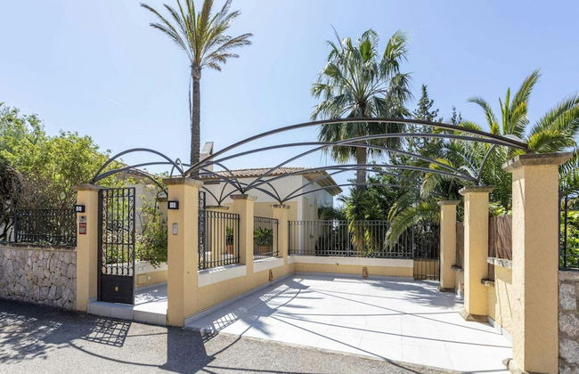 Lavish Villa With Saltwater Pool - Foto 2