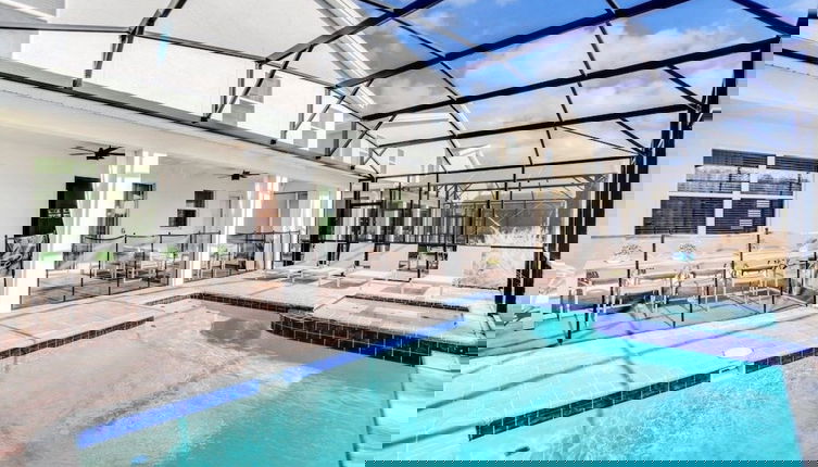 Foto 1 - Brand New House Private Lake View 3009 Protagonist 9 Bedroom Home