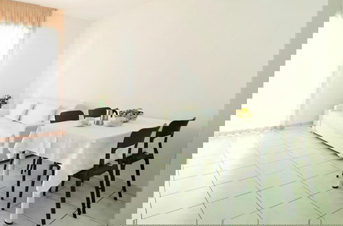 Foto 4 - Apartment in Pietra Ligure With Garden