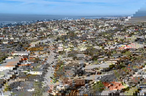 Photo 55 - Windansea by Avantstay Private Rooftop Patio, 2 Blocks to Beach & Town