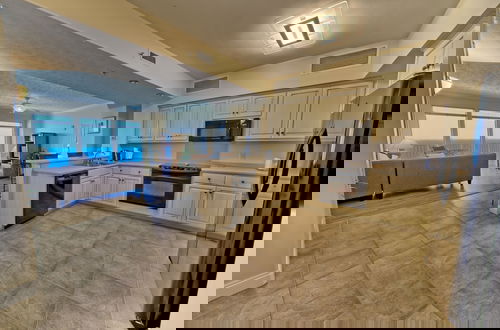 Photo 10 - Luxurious Tropical Condo with Breathtaking Gulf View - Unit 2006 by RedAwning