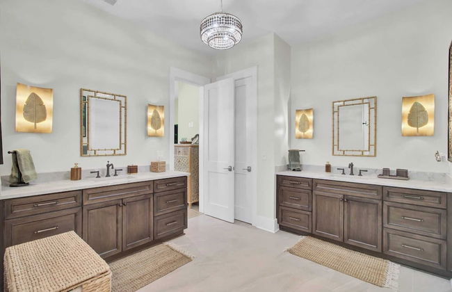 Walk to the Beach + Private Pool, Rooftop Terrace, Balcony 3602 Cameron - Foto 19