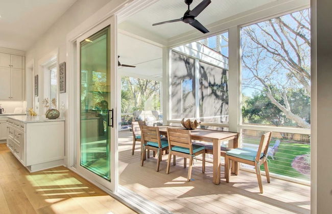 Walk to the Beach + Private Pool, Rooftop Terrace, Balcony 3602 Cameron - Foto 3
