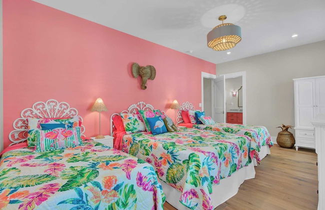 Walk to the Beach + Private Pool, Rooftop Terrace, Balcony 3602 Cameron - Foto 28