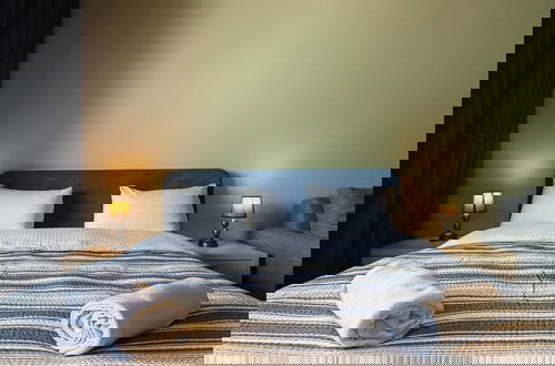 Foto 4 - Ski in out Apartemnts by Wehost