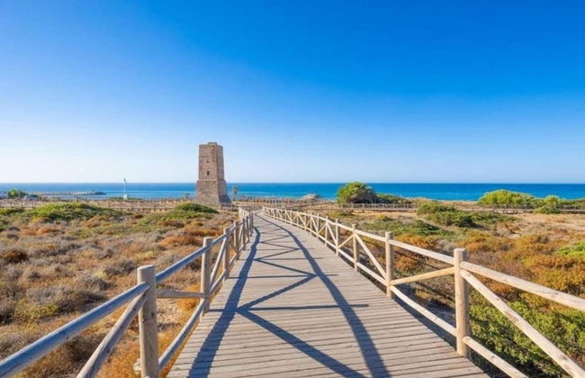 Studio in Marbella Near Romana Playa Beach - Foto 17