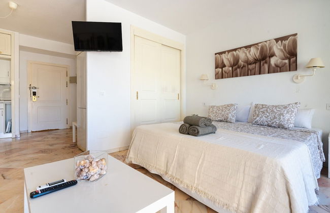 Studio in Marbella Near Romana Playa Beach - Foto 2
