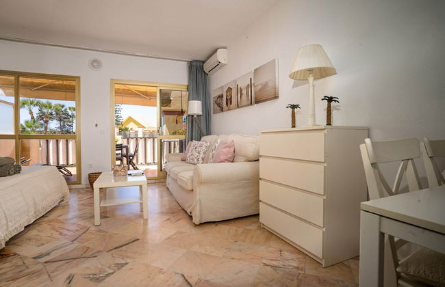 Studio in Marbella Near Romana Playa Beach - Foto 5