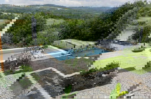 Foto 23 - Comfortable Villa With Outdoor Activities