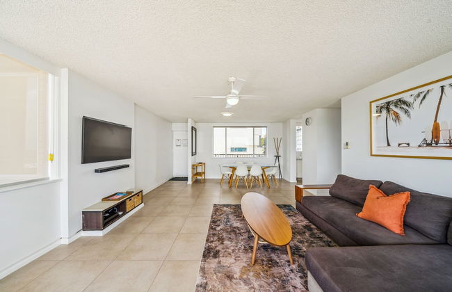 Holiday Haven on Burleigh Beach - Photo 6