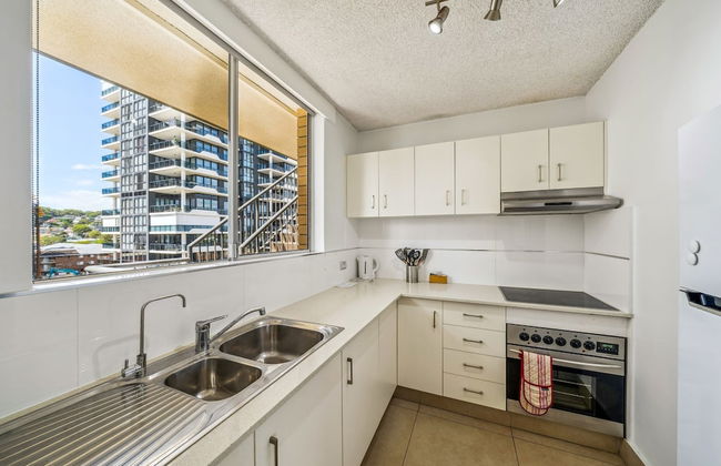 Holiday Haven on Burleigh Beach - Photo 5