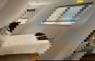 Foto 2 - Cosy one Bedroom With Roof Terrace - London Charm
