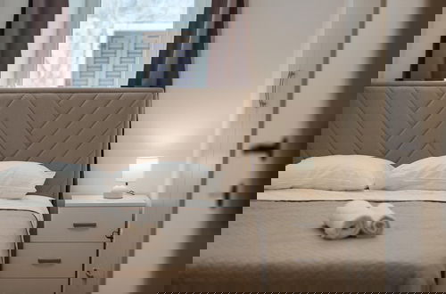 Foto 6 - Modern Apartment With Open-air Parking