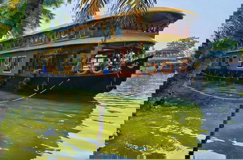 Photo 12 - Vinayak House Boats