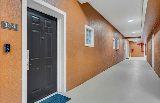 3 bed - Private Oasis - Completley Immaculate - Foto 27