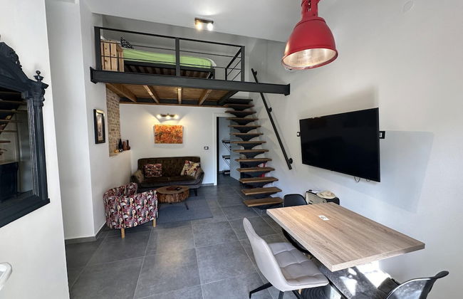 Apartment With View - Photo 1