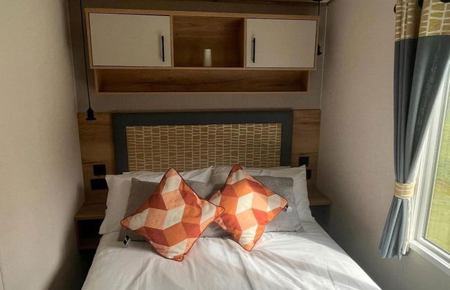 Hafan y Mor Park 3-bed Caravan, Sleeps 8, Pets Ok - Foto 5