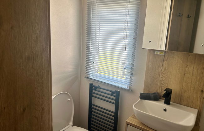 Hafan y Mor Park 3-bed Caravan, Sleeps 8, Pets Ok - Foto 10