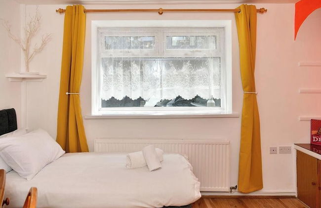 Host Stay Oxford Street House - Photo 26