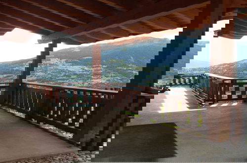 Foto 14 - Spacious Chalet Amidst Mountains