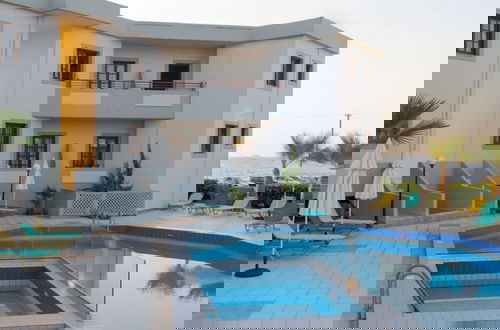 Photo 34 - John Mary Apartments by Estia
