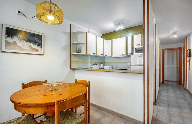 Apartment in Roses Near Platja del Eastrell - Foto 13