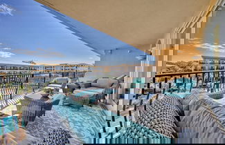 Foto 3 - Salt Water Express by Avantstay Top Floor Corner Unit Adagio