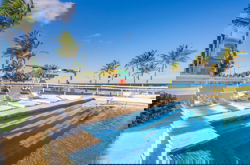 Foto 10 - Beach Haven by Avantstay Pool Ocean Views Steps From the Beach