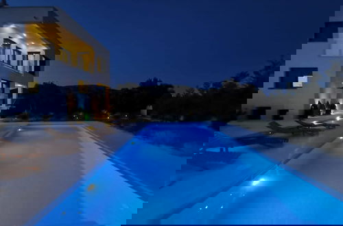 Photo 18 - Modern Villa With Private Heated Pool and Lounge Area for a Relaxing Stay