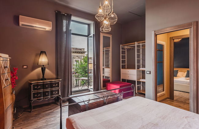 Ursino apartment with balcony - Photo 7